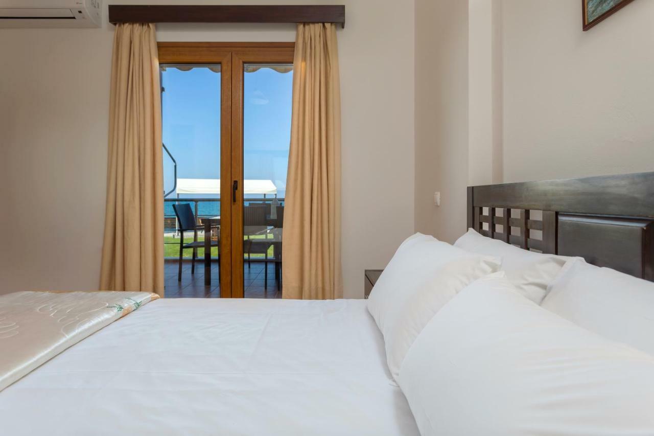 Apartamento Venetico Beachfront & - 2 Bedroom